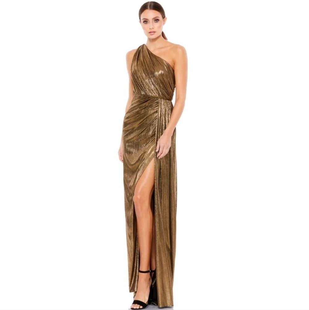 Ieena For Mac Duggal One-Shoulder Gold Metallic Gown